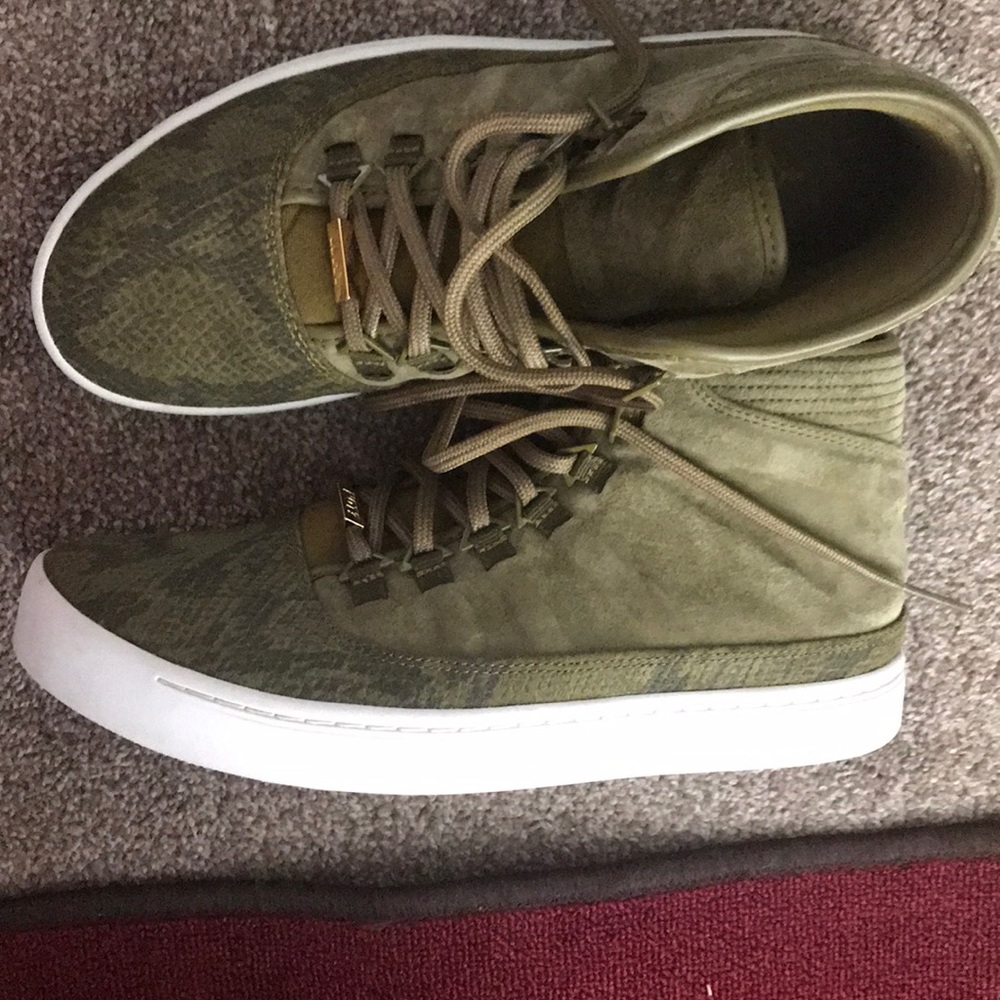 Shoes